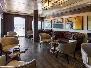 NCL Norwegian Getaway The Humidor Cigar Lounge ©Norwegian Cruise Line.jpg